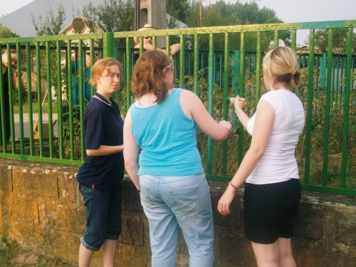 Jenni and friends get to work, this is what they came for,...to help do something