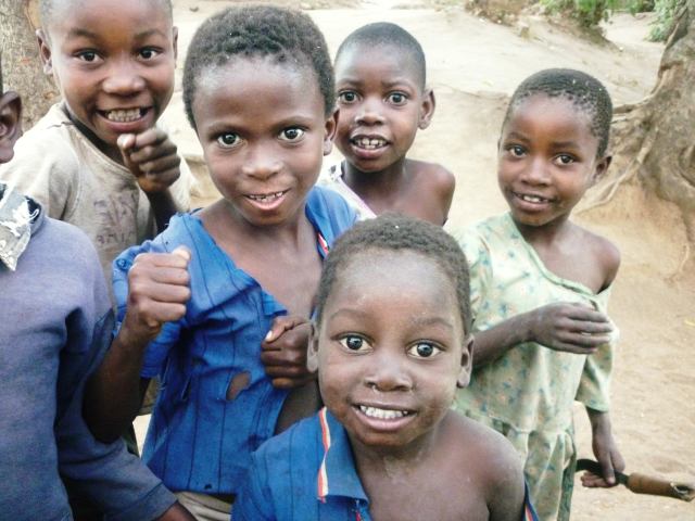 This Nsoni village. It sits
              under the mountain just , 35 kilometers,outside Blantyre.
              Here life is very basic, but everyone was very surprised,
              when a Mzungu(white woman) came to visit the local. The
              children had never seen a Western woman before,