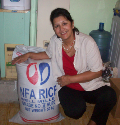 1 Bag of rice &pound;15 can feed 50 people