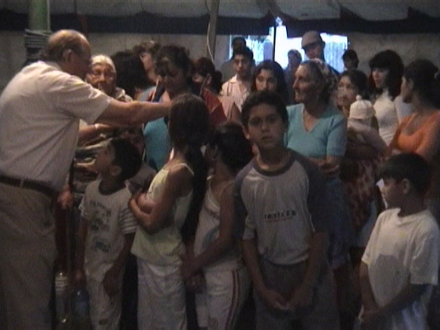 People
        praying