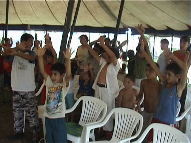 People
        responding to the gospel message